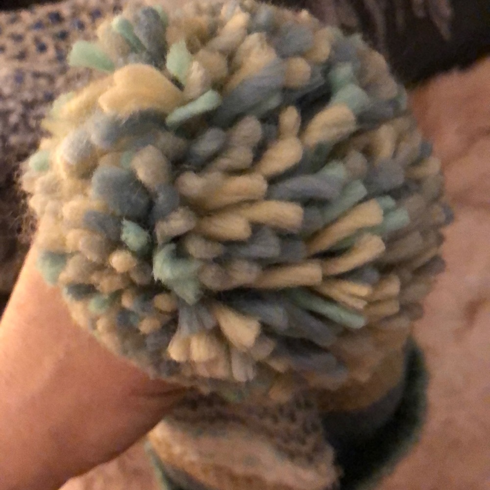 Hat - Picture 6 of 6